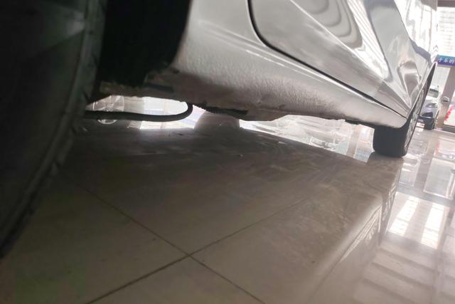 Volkswagen Santana 2013 thumb 3