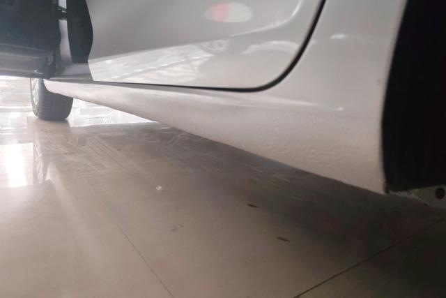 Volkswagen Santana 2013 thumb 9