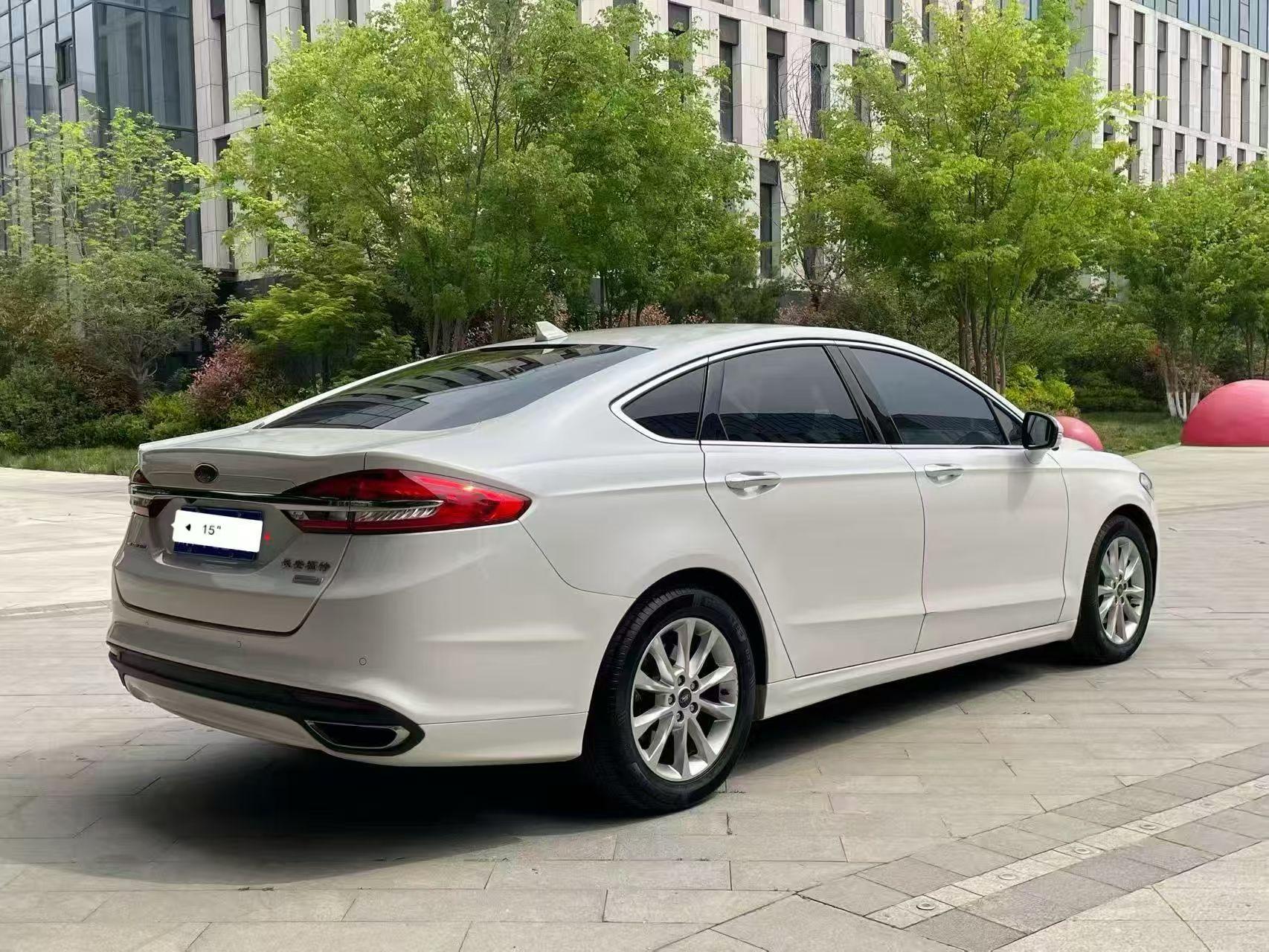 Ford Mondeo 2017 thumb 4