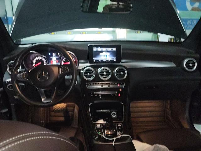 Mercedes-Benz GLC 2018 thumb 8