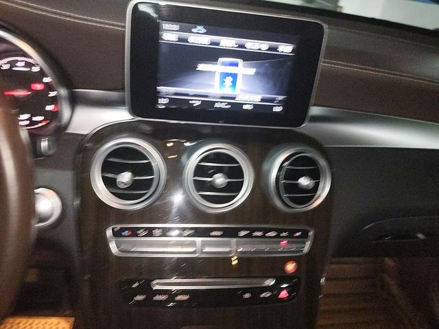 Mercedes-Benz GLC 2018 thumb 10