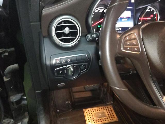 Mercedes-Benz GLC 2018 thumb 11