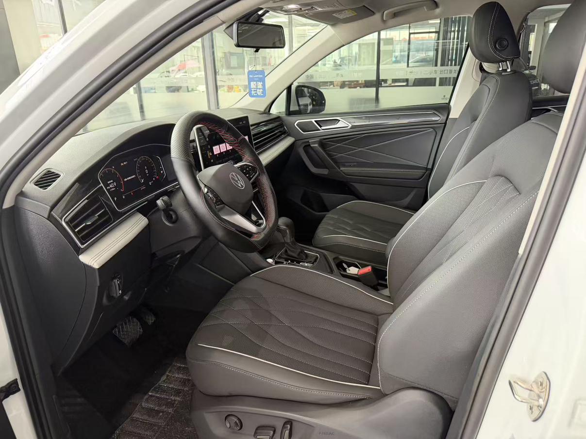 Volkswagen Tiguan 2023 thumb 11