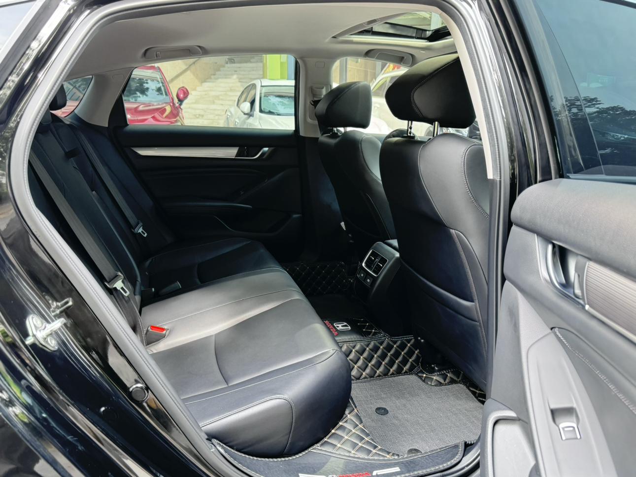 Honda Accord 2022 thumb 11