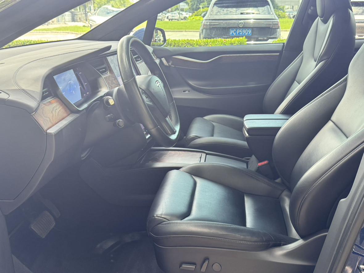 Tesla Model X 2019 thumb 10
