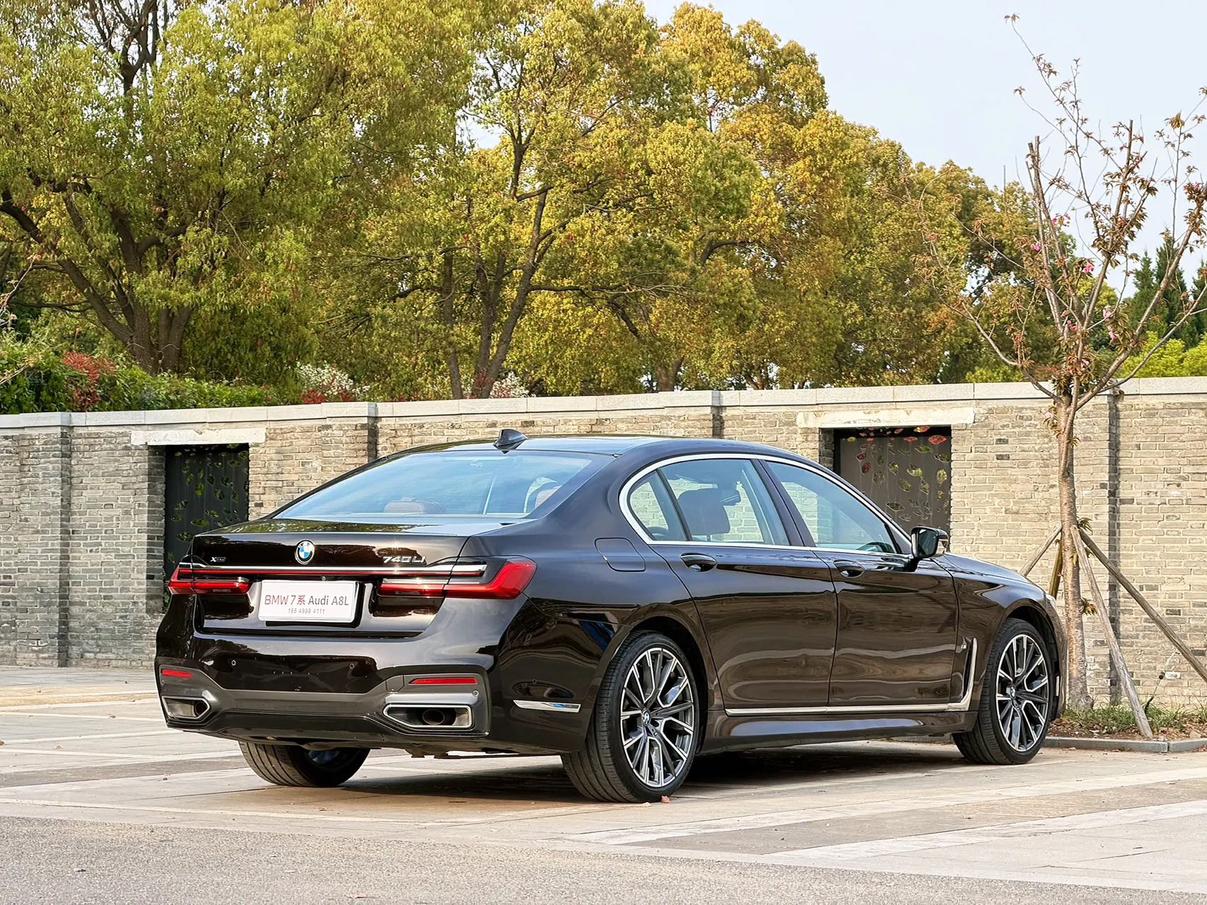 BMW 7 серии 2019 thumb 4