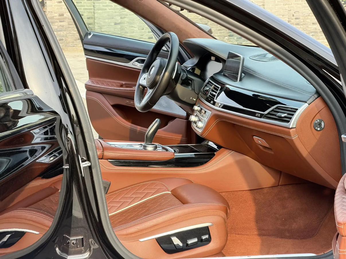 BMW 7 серии 2019 thumb 5