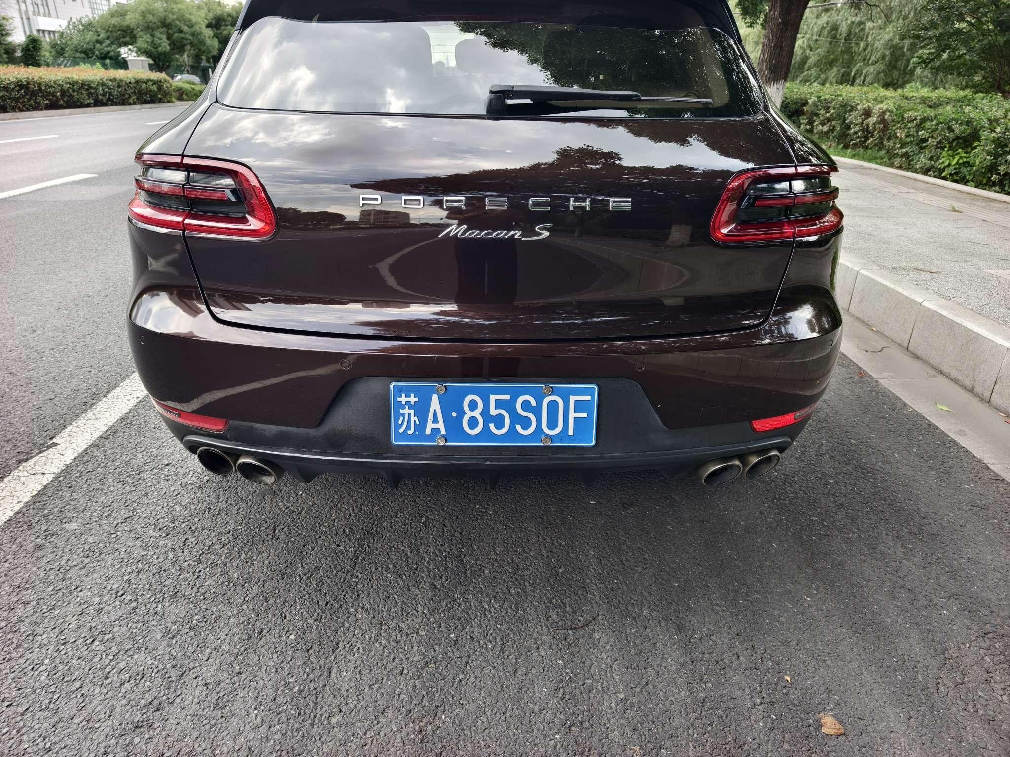 Porsche Macan 2014 thumb 3