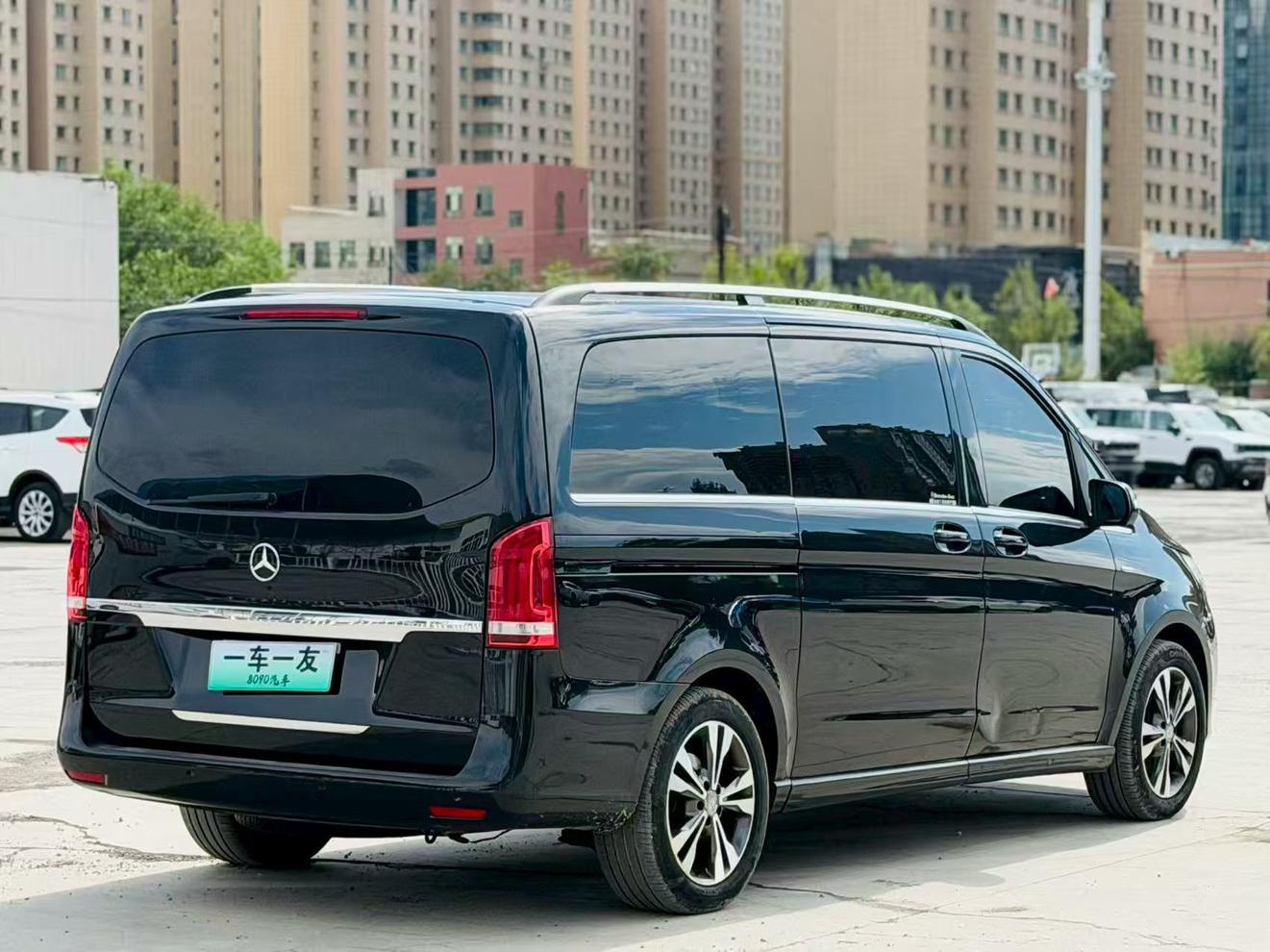 Mercedes-Benz V-Класс 2016 thumb 4