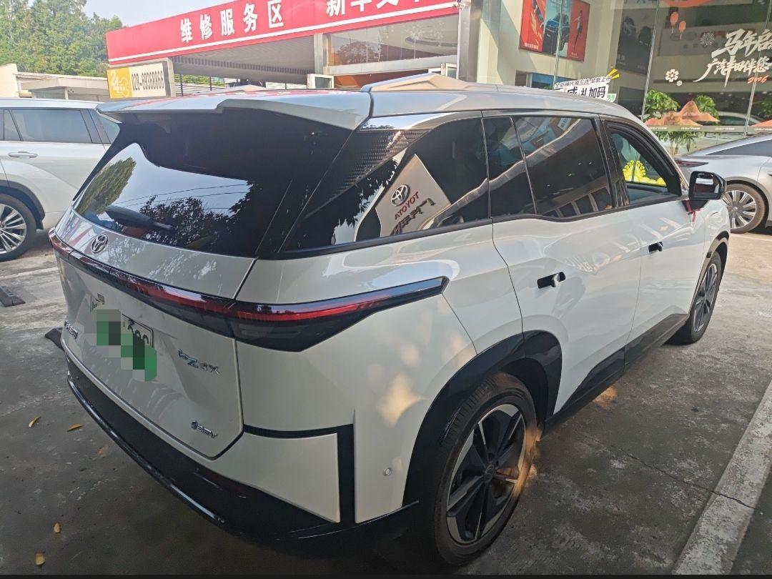 Toyota 3X 2025 thumb 3