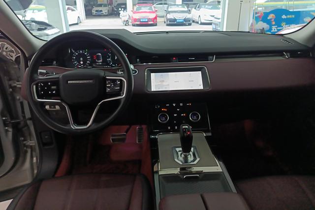 Land Rover Evoque 2021 thumb 10