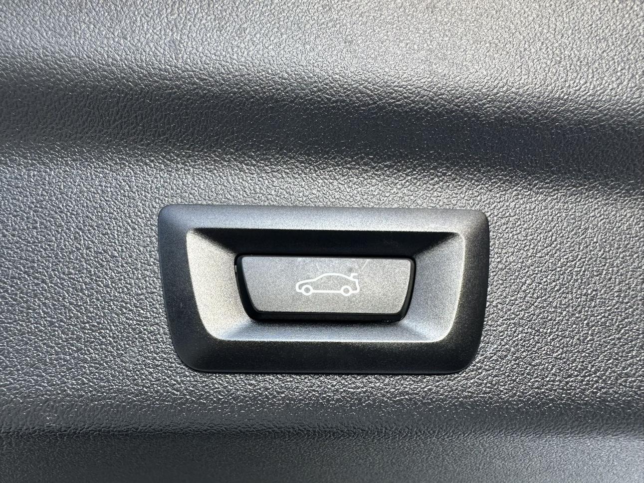 BMW X1 2023 thumb 8