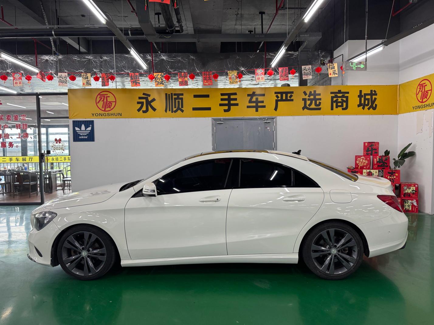 Mercedes-Benz CLA 2016 thumb 2