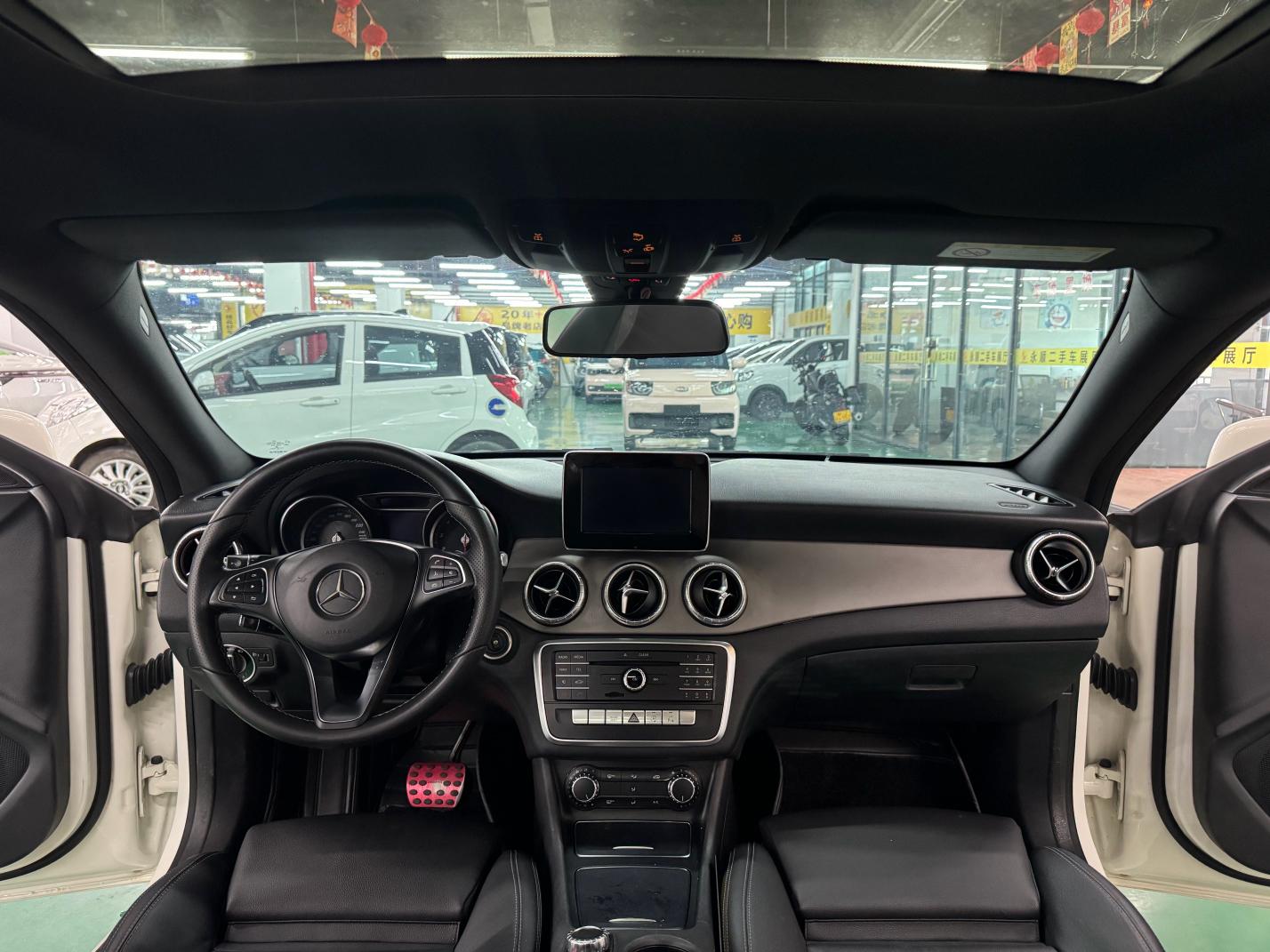 Mercedes-Benz CLA 2016 thumb 6