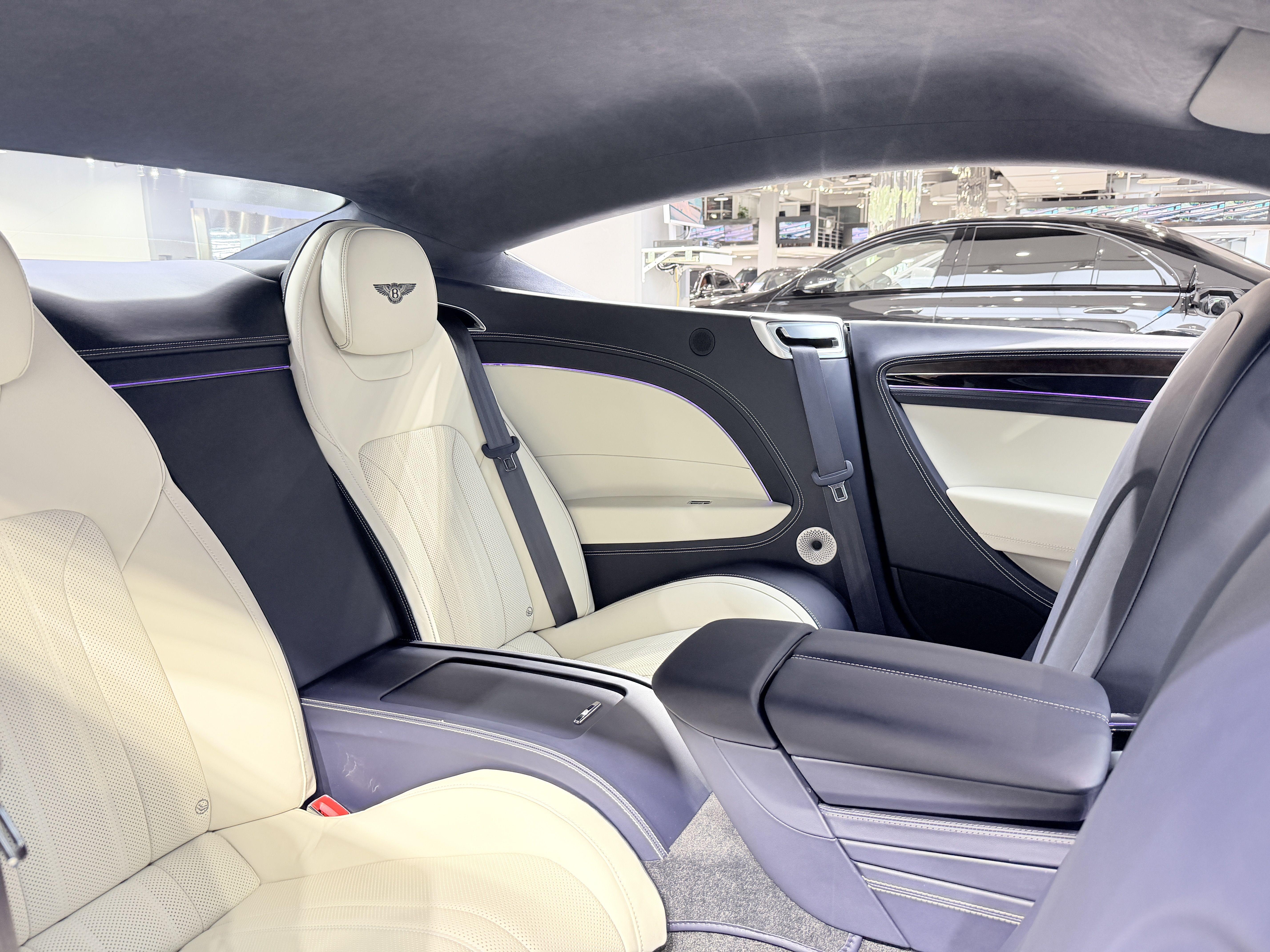 Bentley Ou Lu 2022 thumb 3