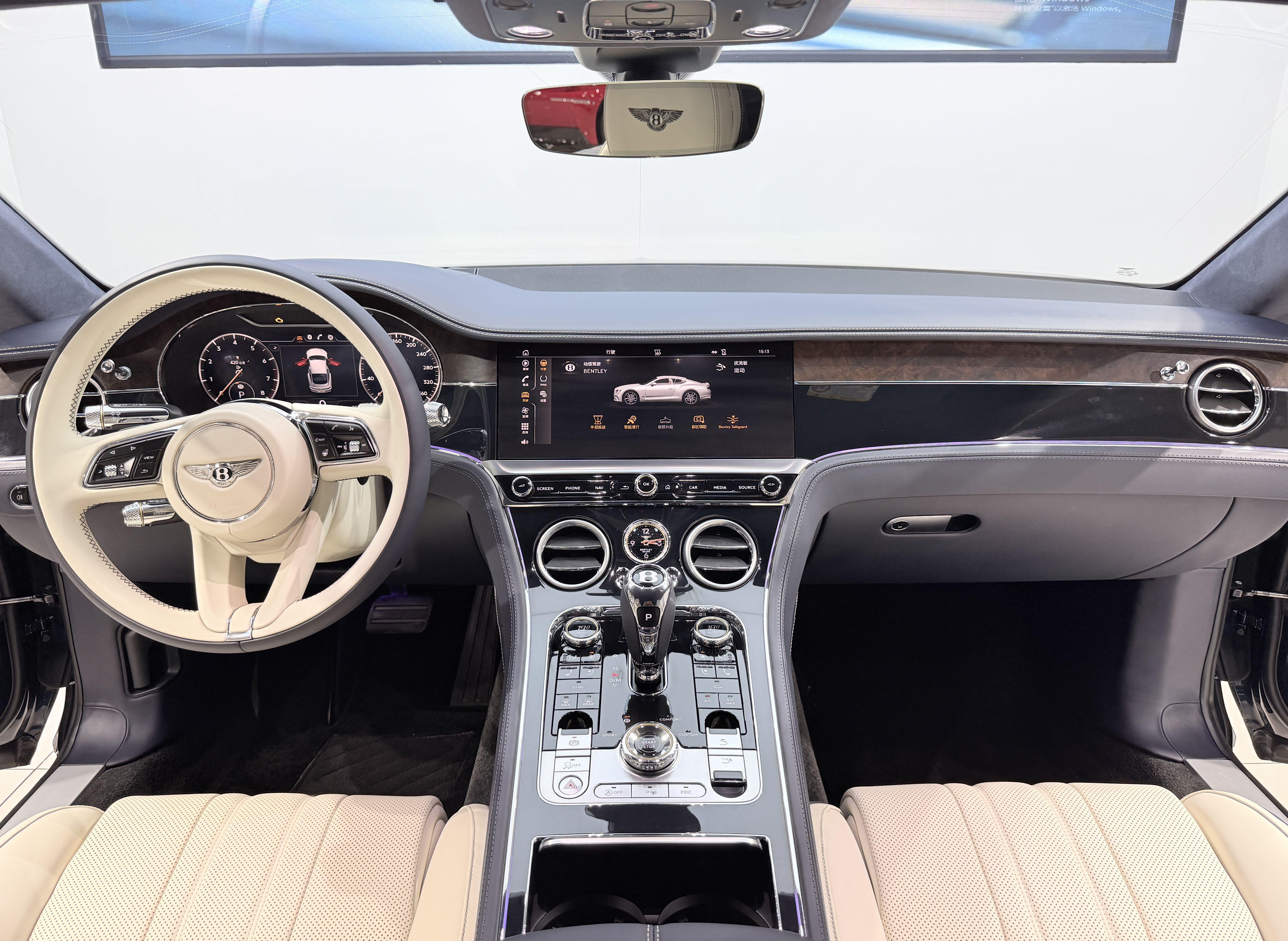 Bentley Ou Lu 2022 thumb 4