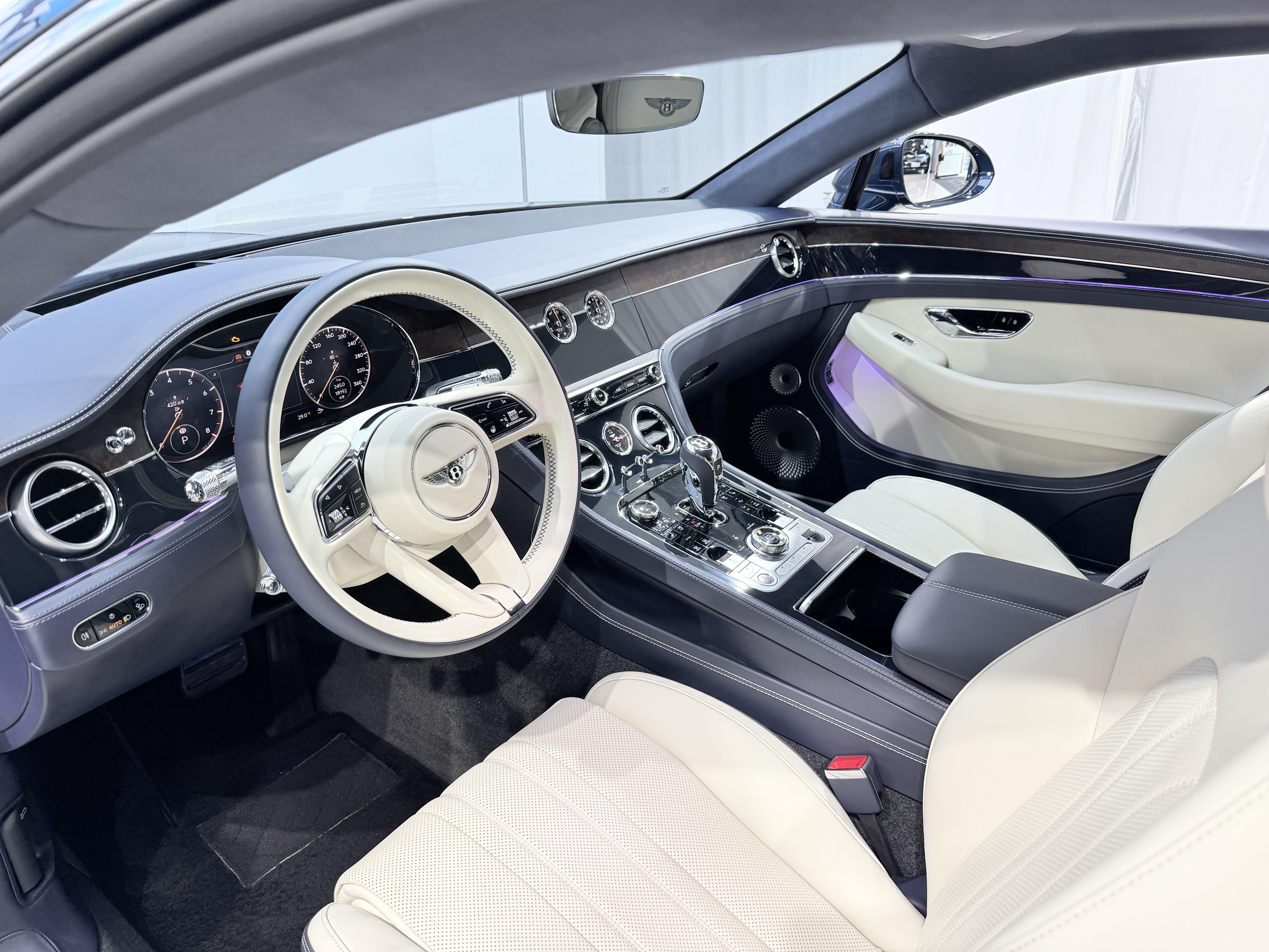 Bentley Ou Lu 2022 thumb 6