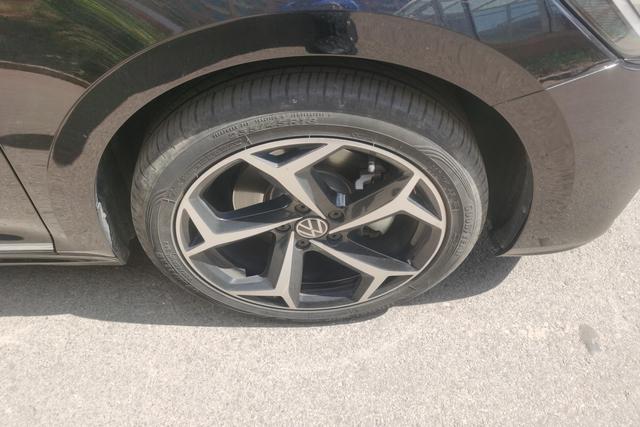 Volkswagen Passat (North America and China) 2023 thumb 2