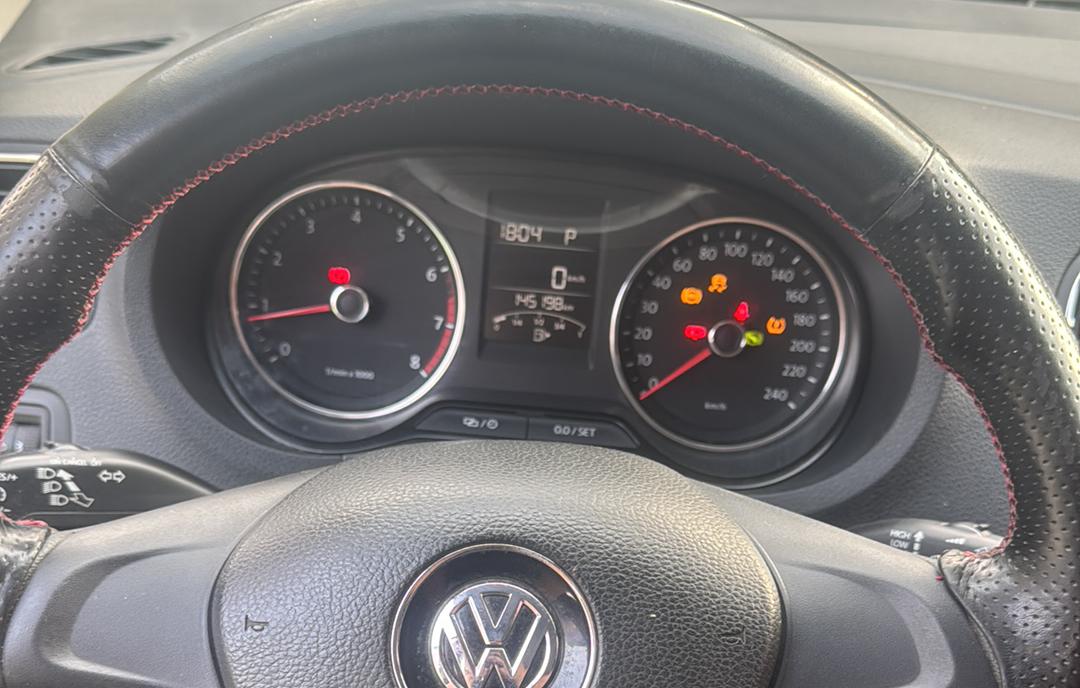 Volkswagen Polo 2014 thumb 9