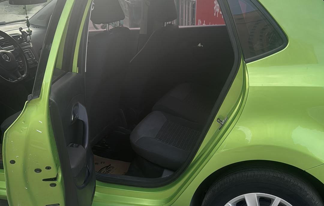Volkswagen Polo 2014 thumb 12