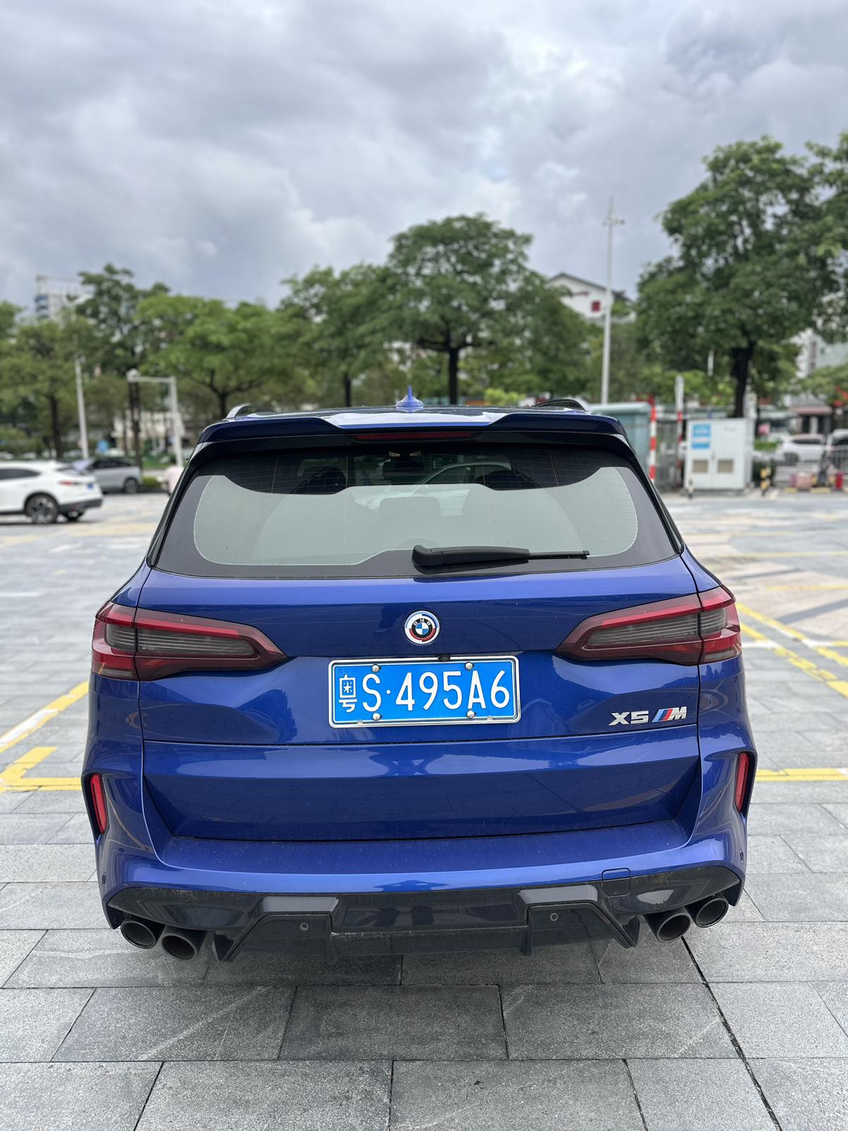 BMW X5 M 2022 thumb 3