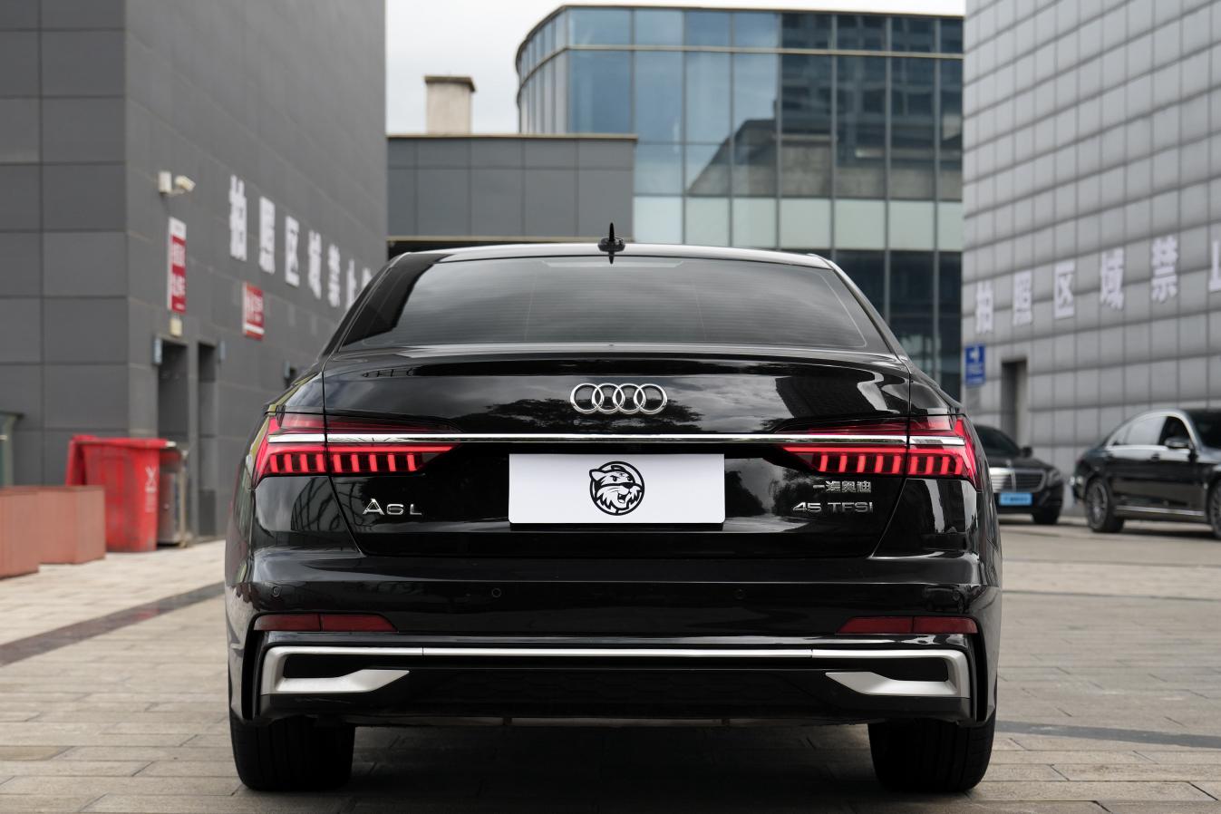 Audi A6 2023 thumb 3