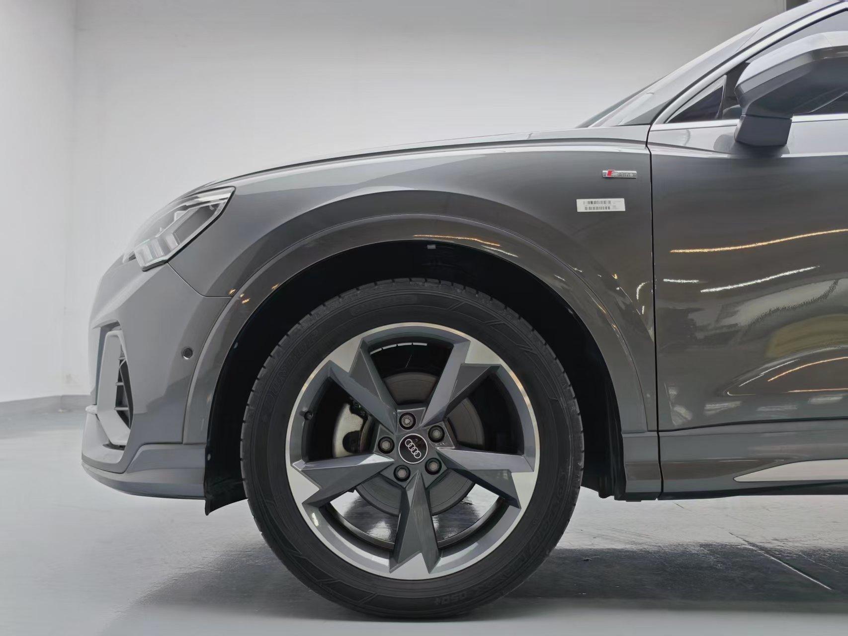 Audi Q3 2023 thumb 5