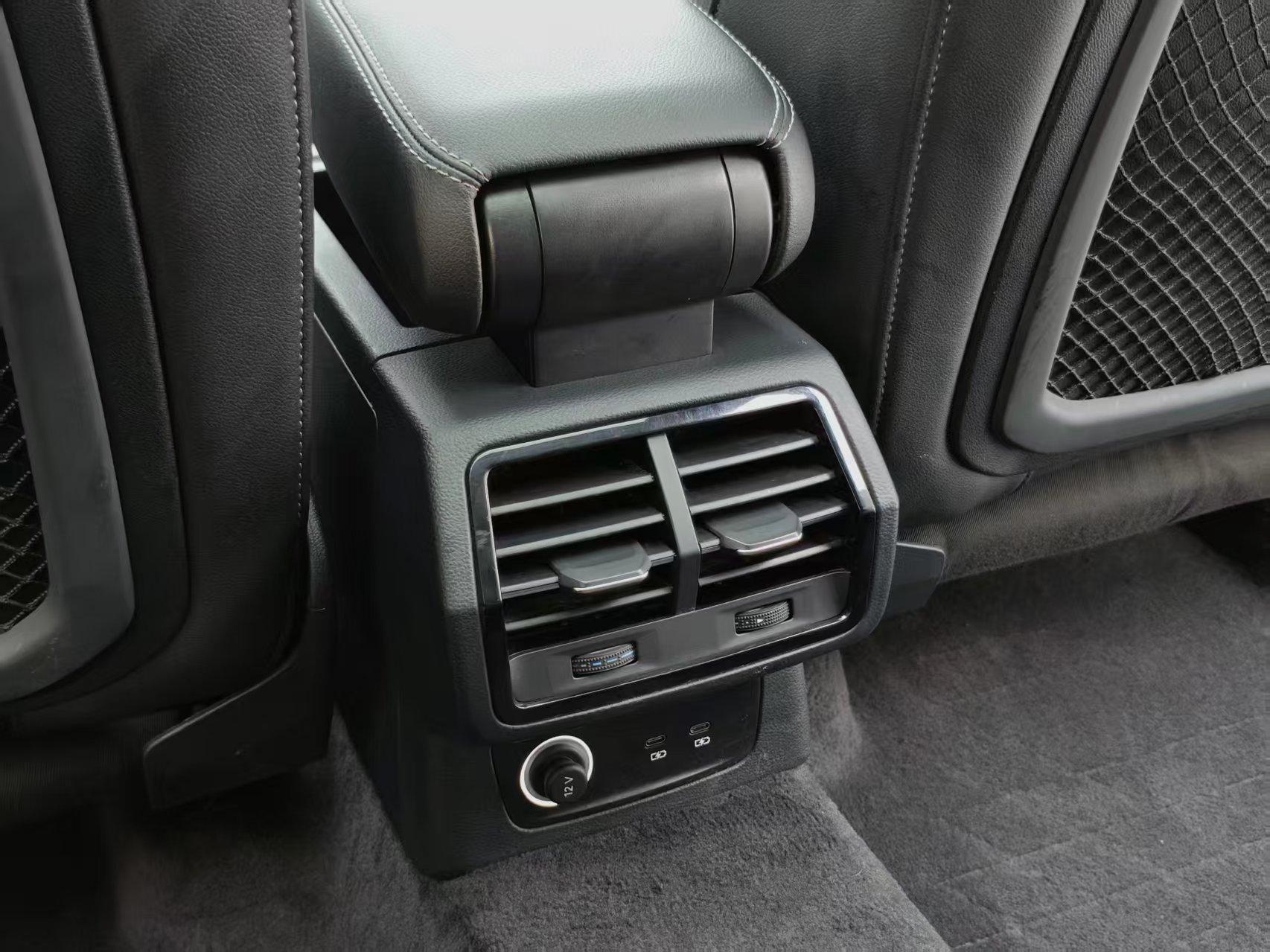 Audi Q3 2023 thumb 9