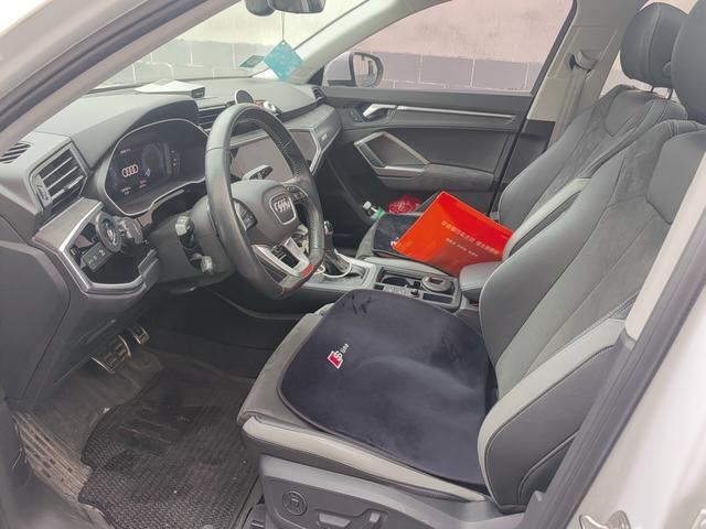 Audi Q3 2021 thumb 5