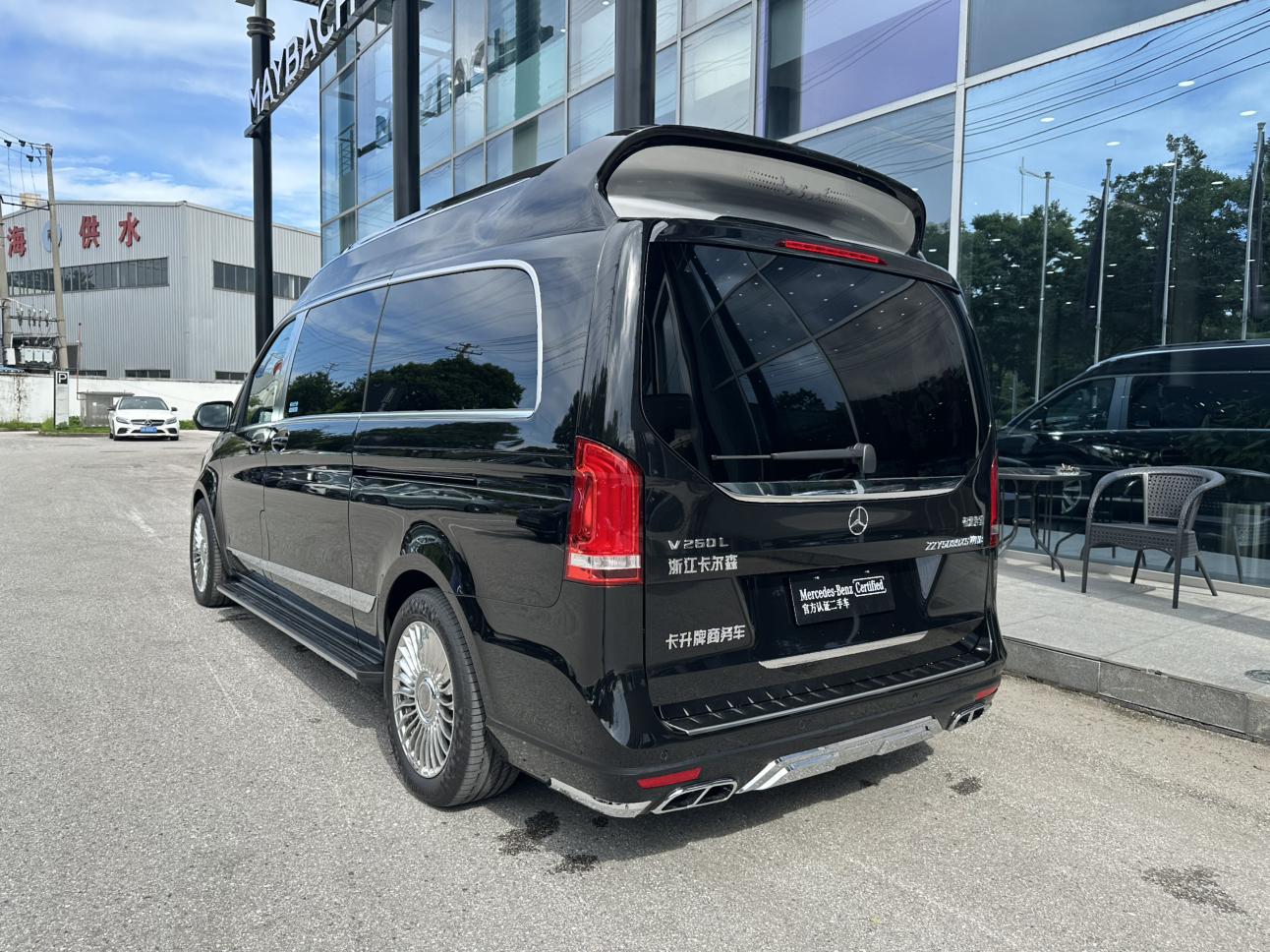 Mercedes-Benz Wei Ting 2023 thumb 2