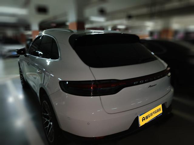 Porsche Macan 2018 thumb 4