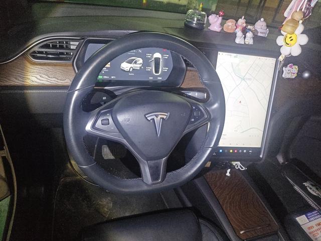 Tesla Model X 2019 thumb 9