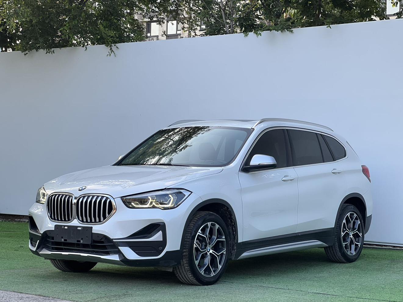 BMW X1 2022 thumb 8