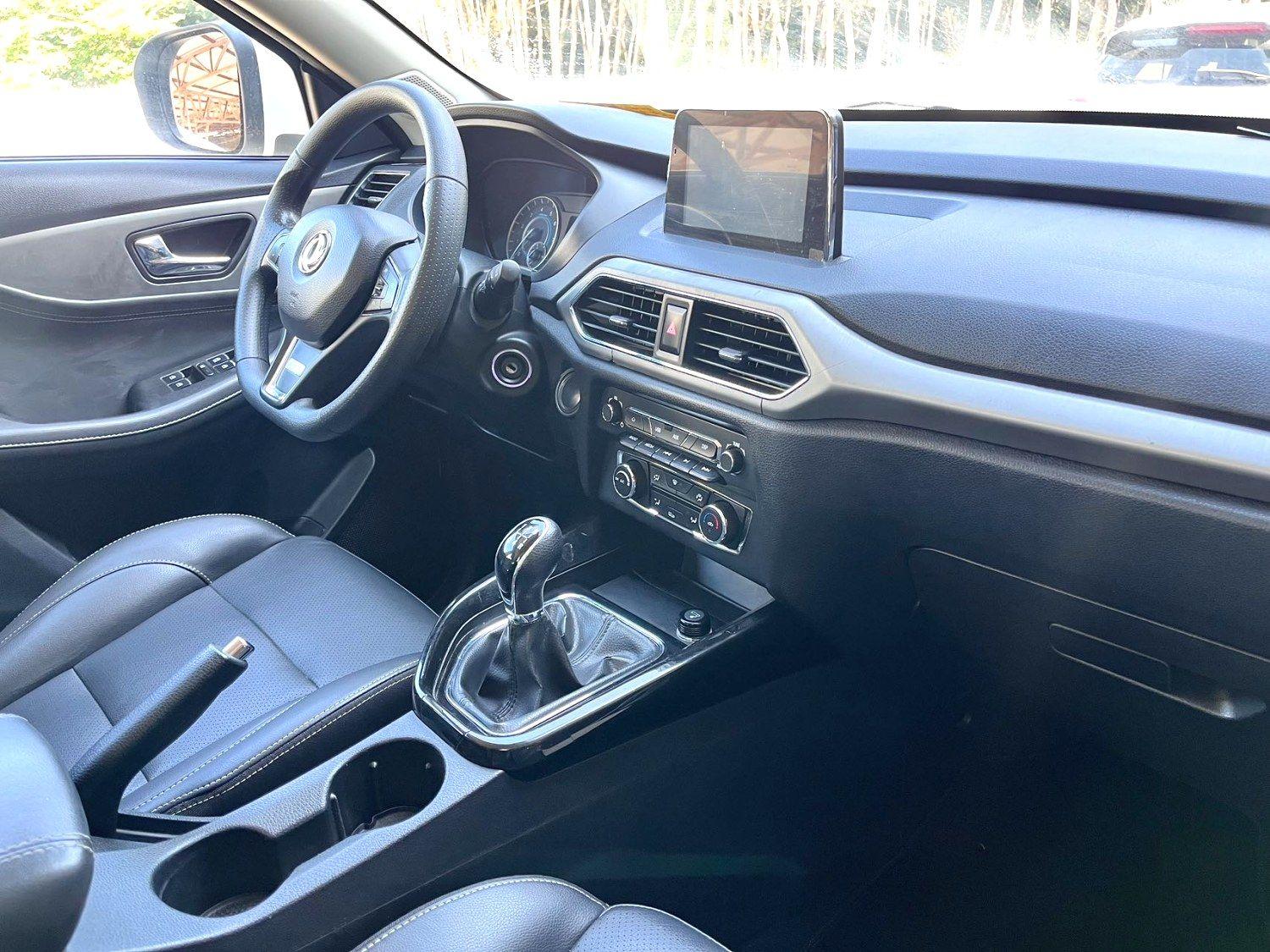 Dongfeng Fengon S560 2018 thumb 5
