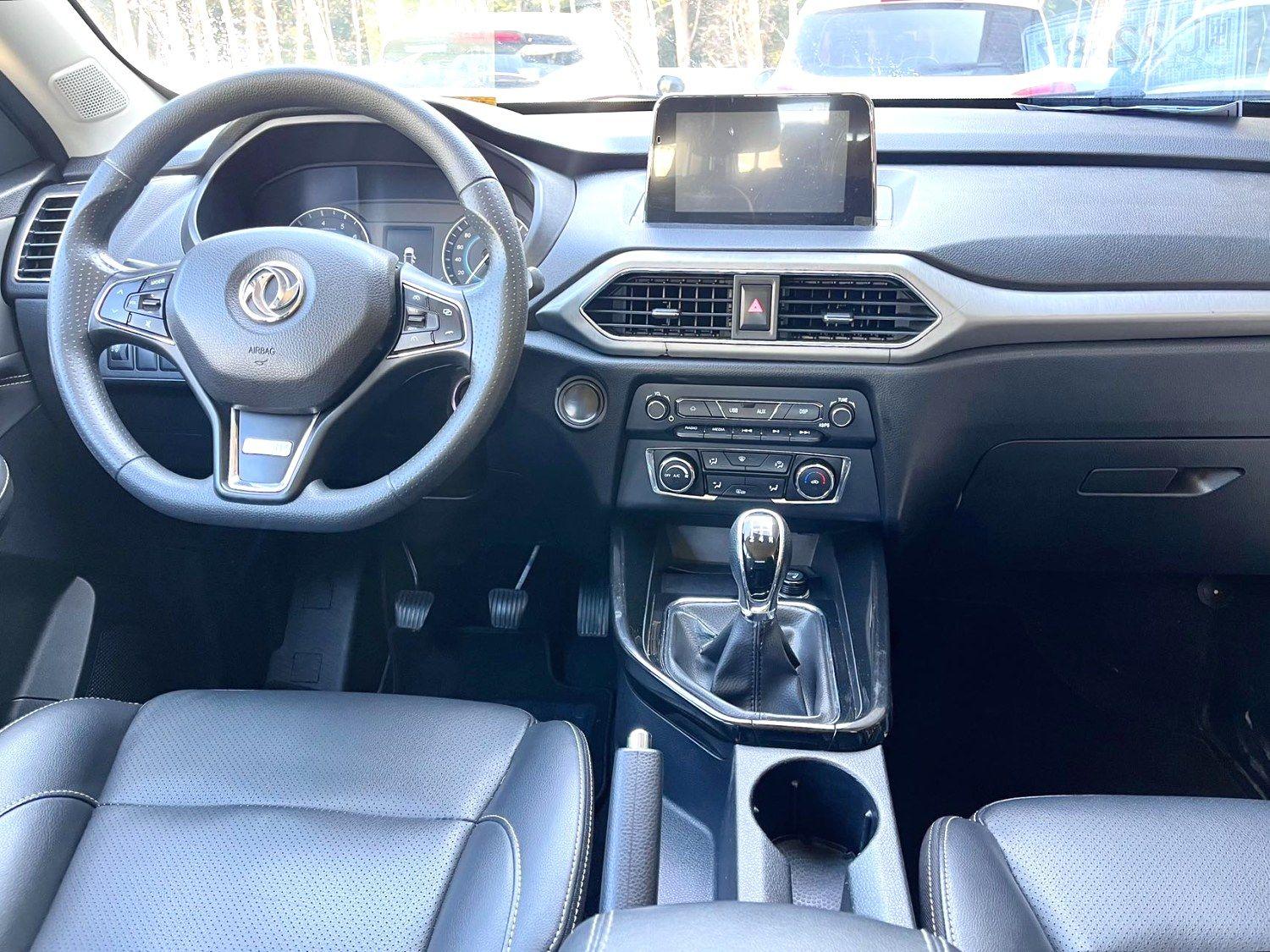 Dongfeng Fengon S560 2018 thumb 6