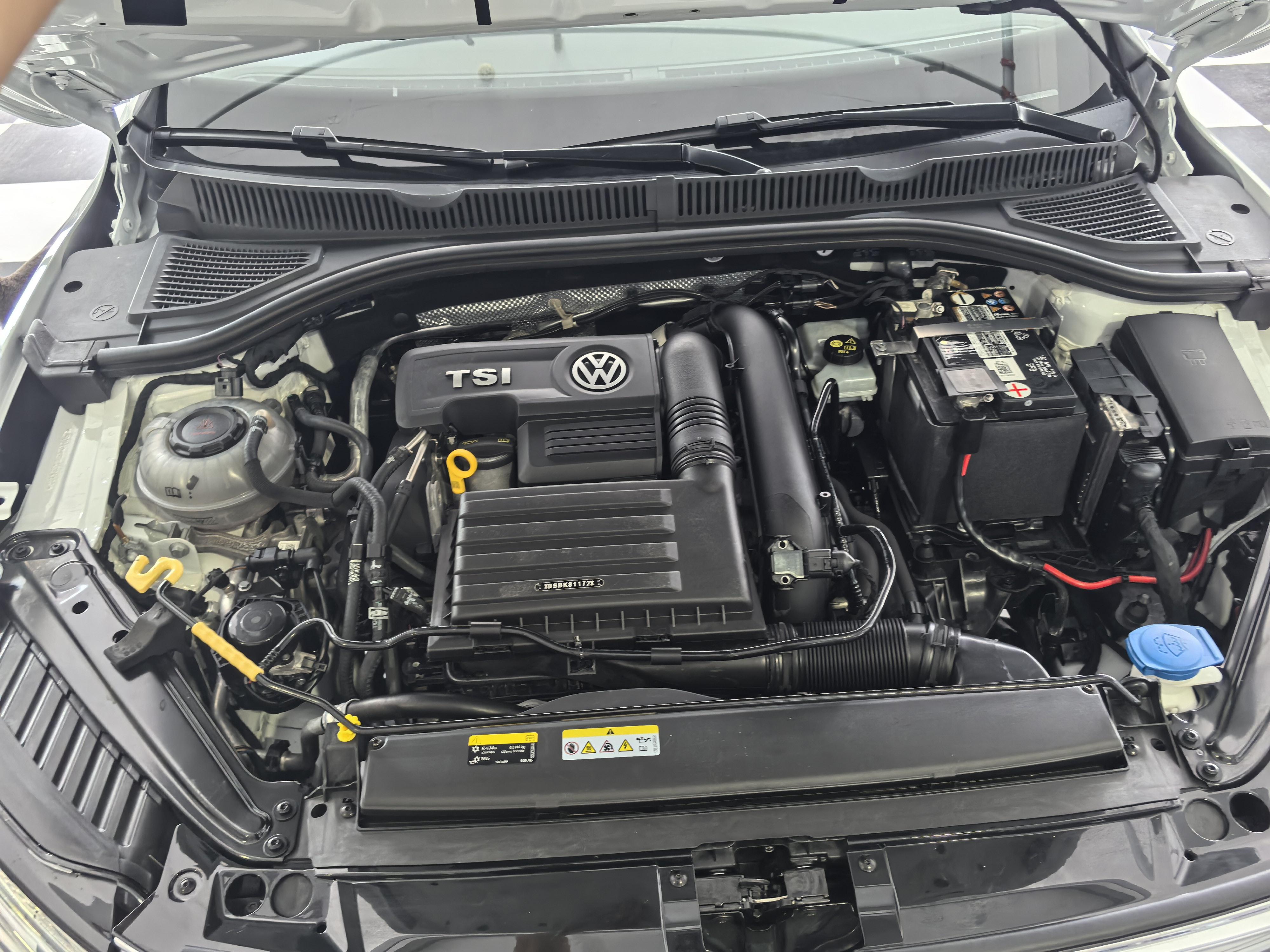 Volkswagen Sagitar 2023 thumb 5