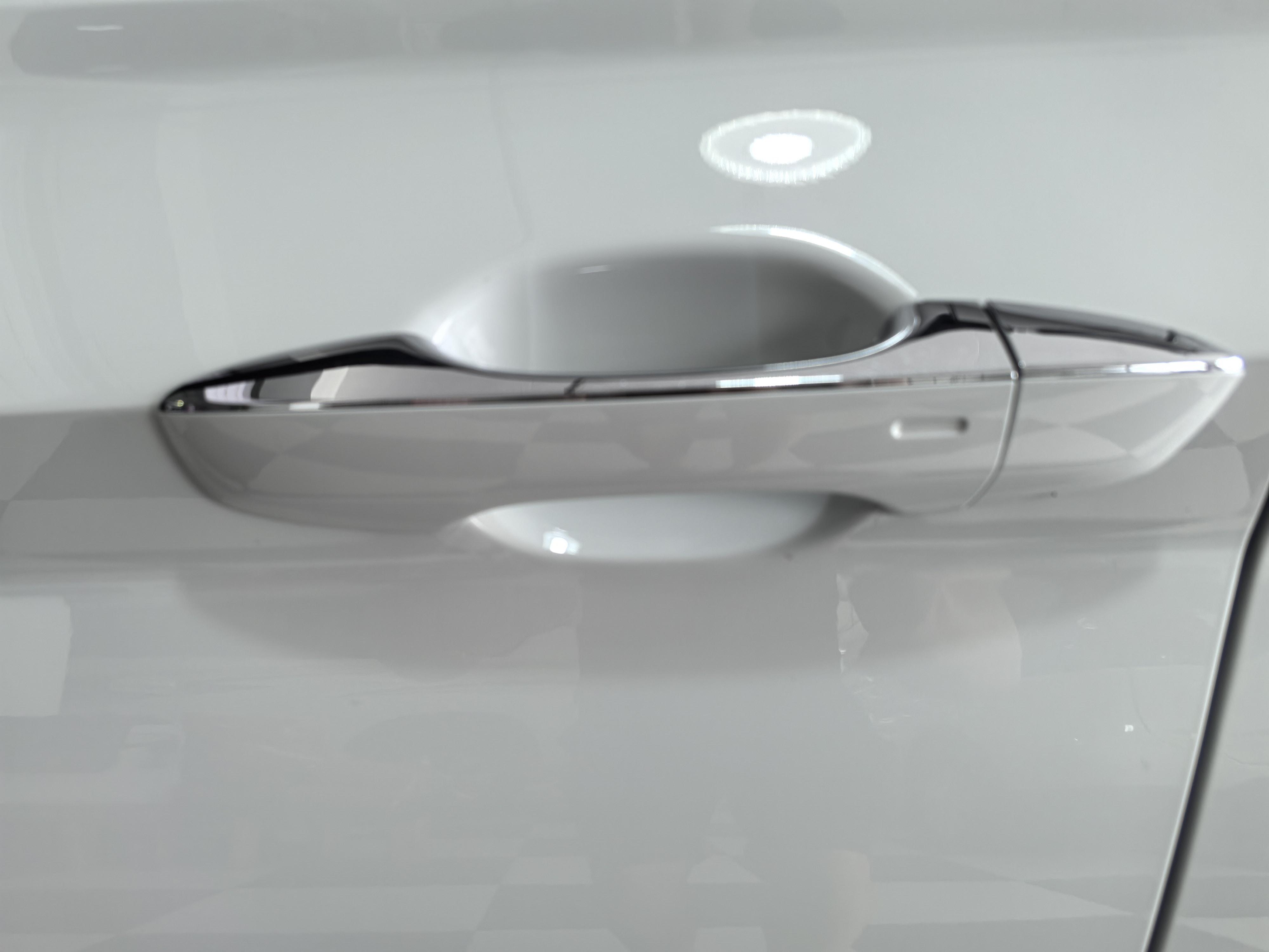 Volkswagen Sagitar 2023 thumb 7