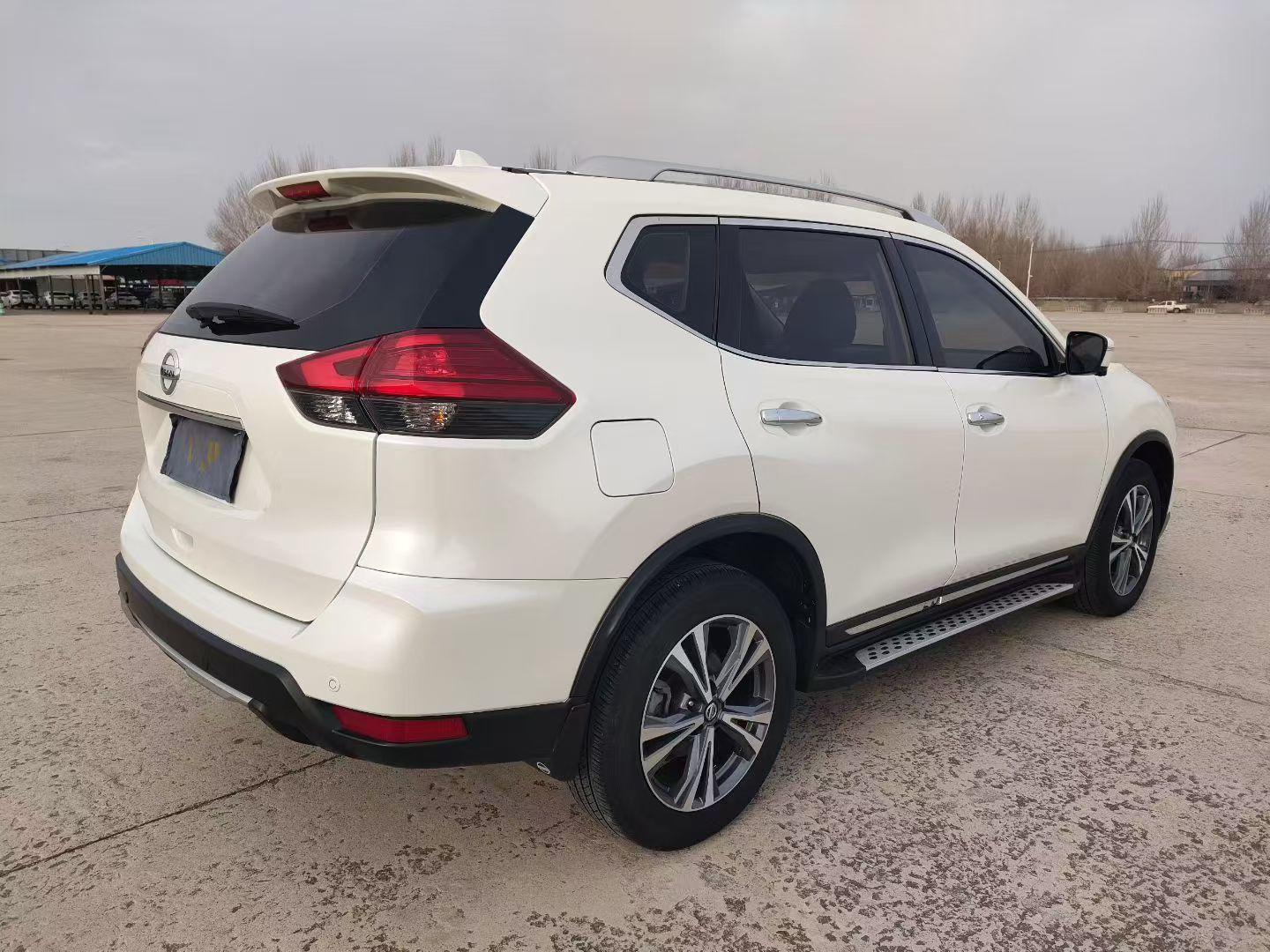 Nissan X-Trail 2019 thumb 4