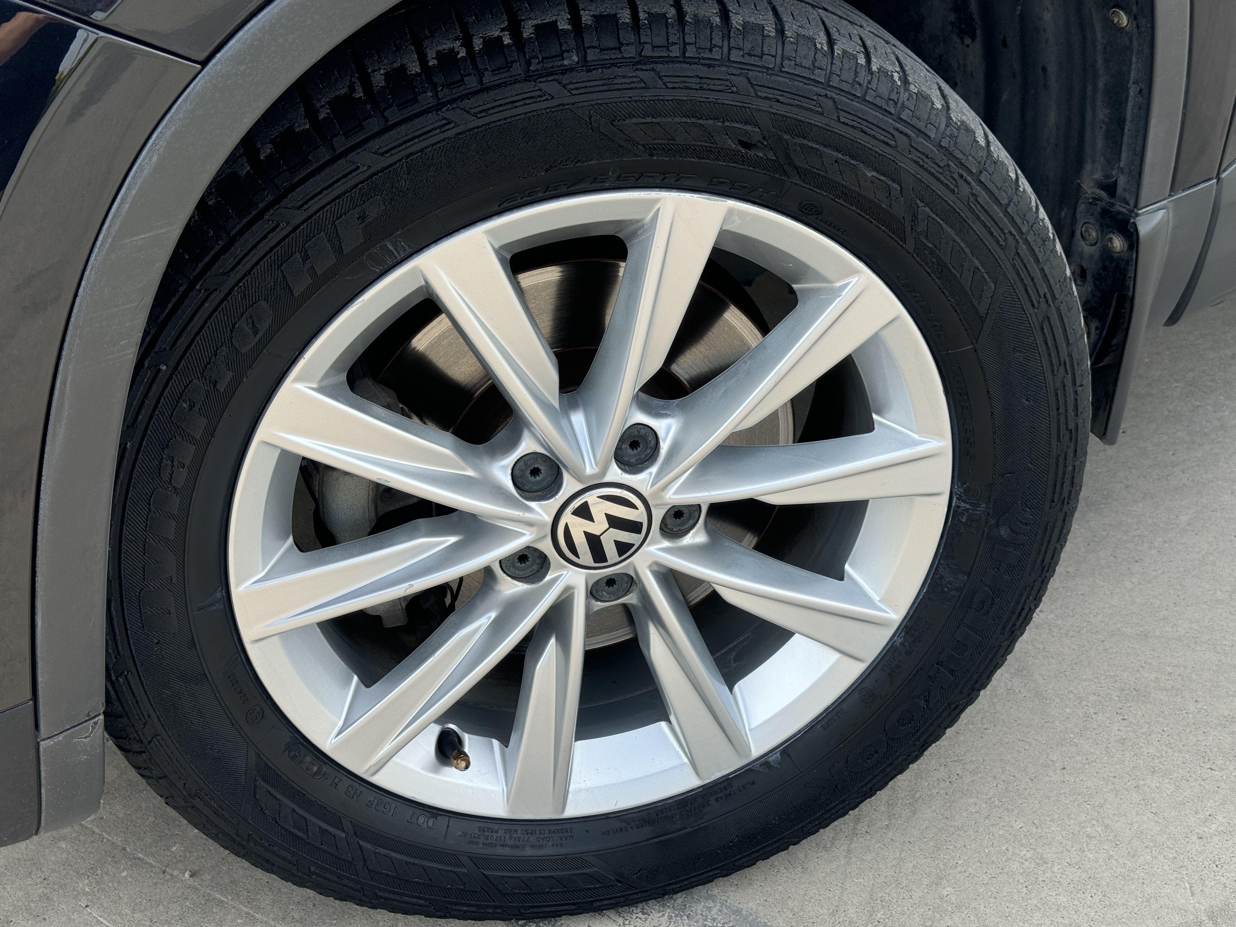 Volkswagen Tiguan 2015 thumb 8