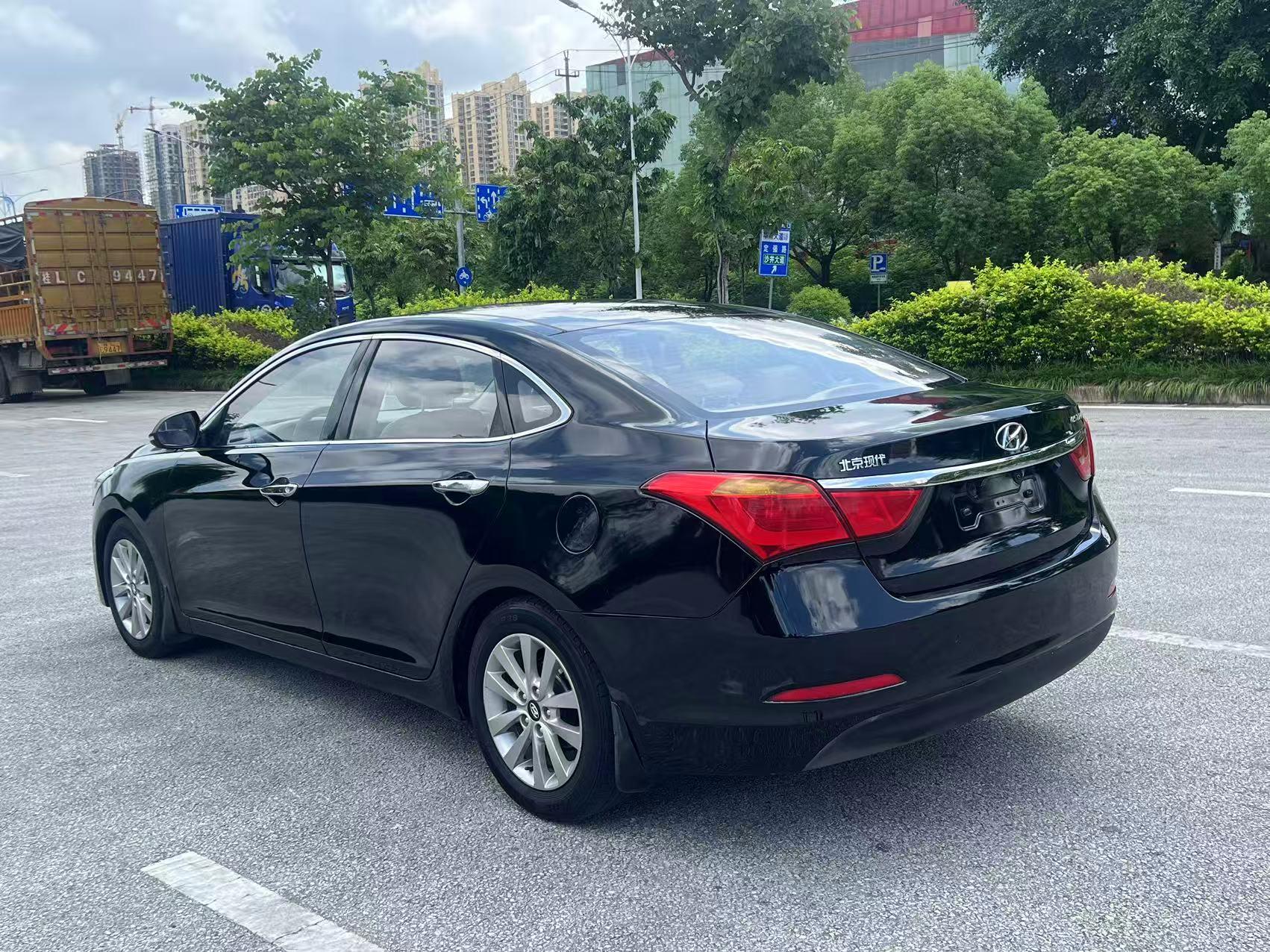 Hyundai Mistra 2014 thumb 3