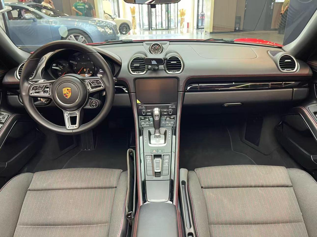 Porsche 718 2019 thumb 8
