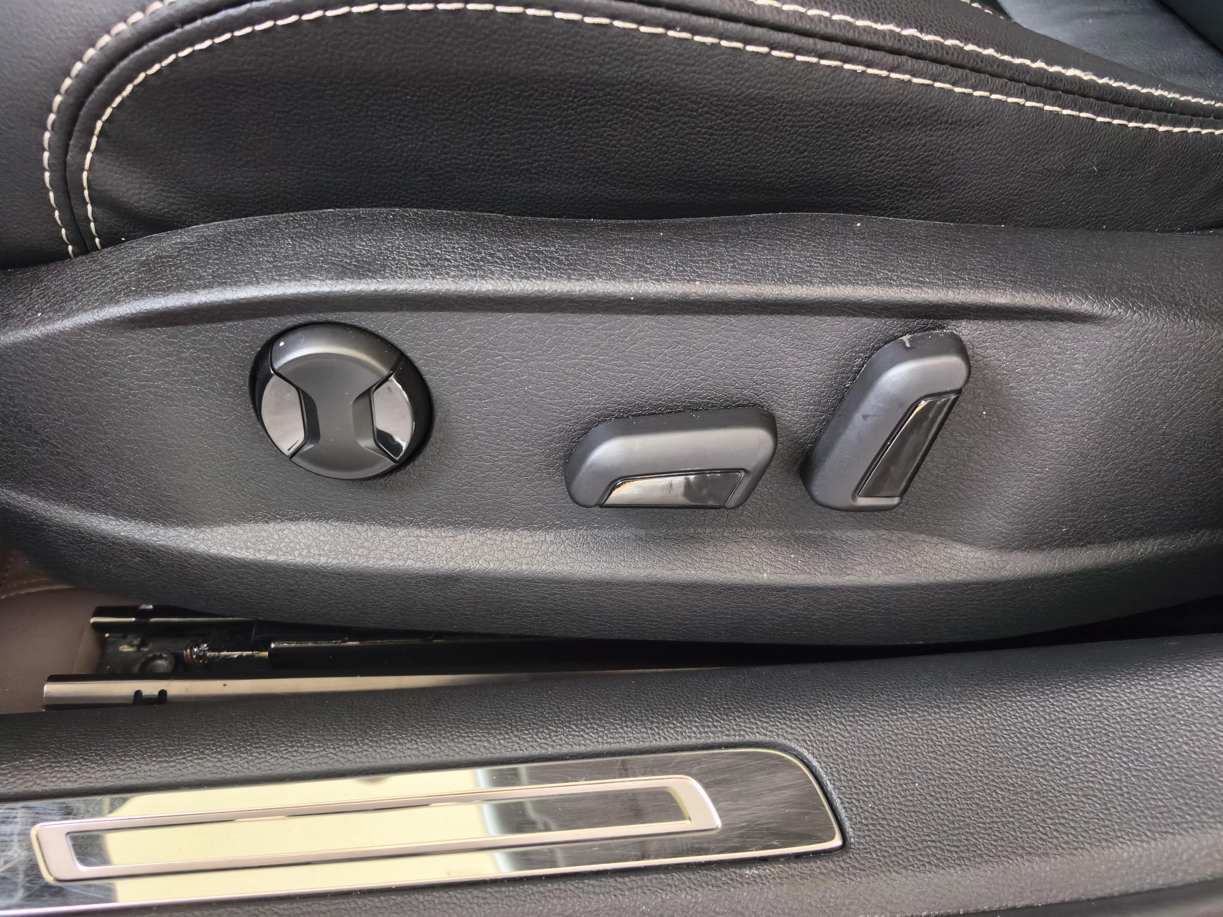 Volkswagen Magotan 2020 thumb 12