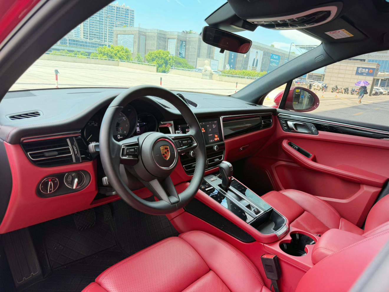 Porsche Macan 2023 thumb 7