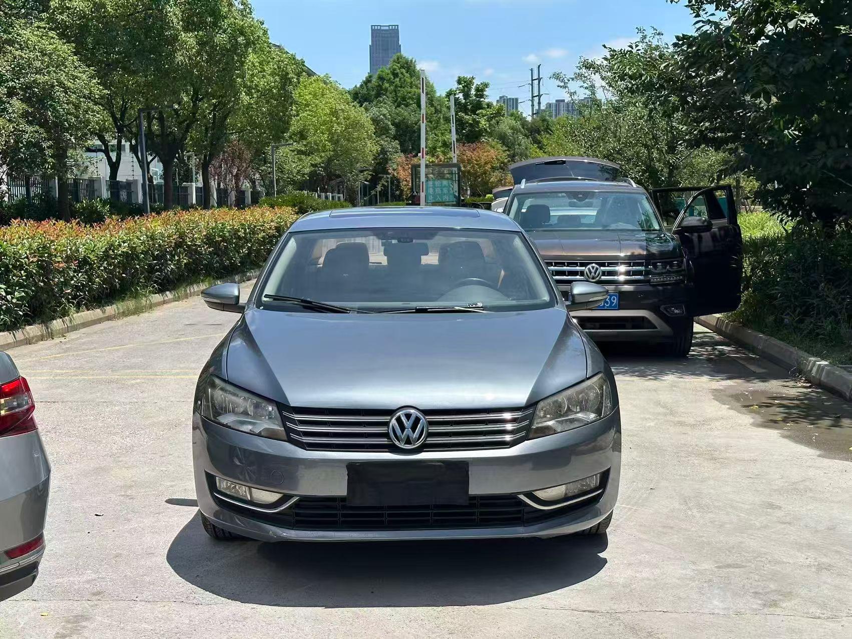 Volkswagen Passat (North America and China) 2011 thumb 10