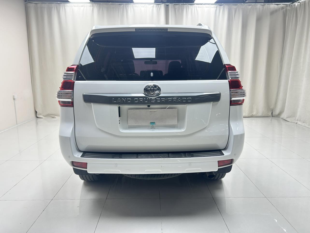 Toyota Land Cruiser Prado 2014 thumb 2