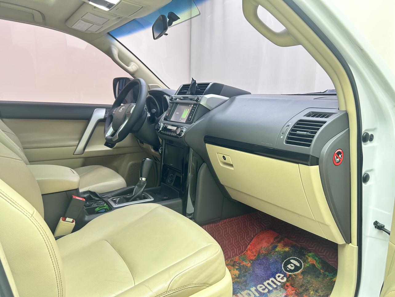 Toyota Land Cruiser Prado 2014 thumb 4