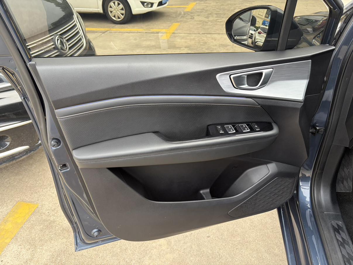 Wuling Jiachen 2022 thumb 8