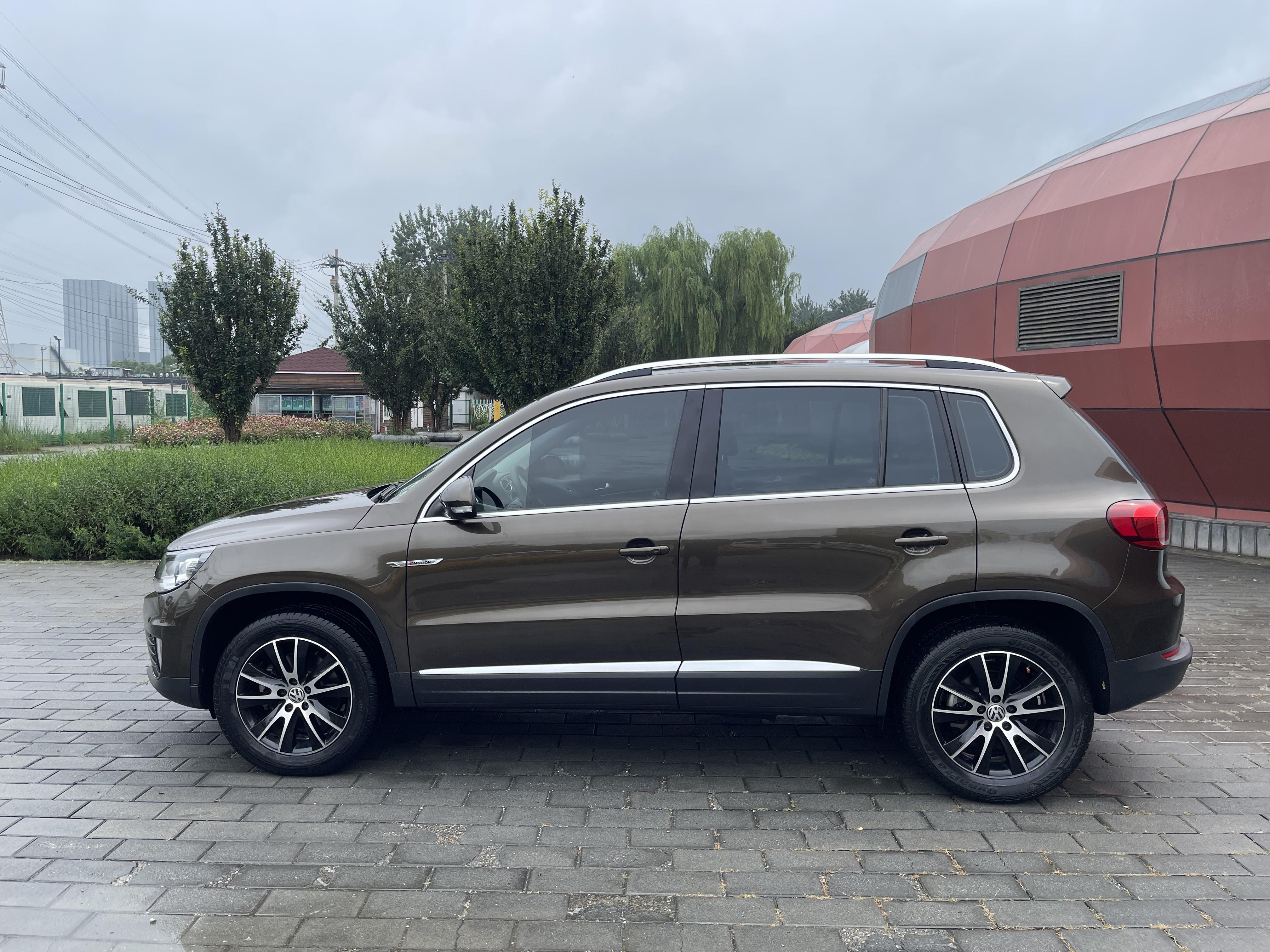 Volkswagen Tiguan 2016 thumb 2
