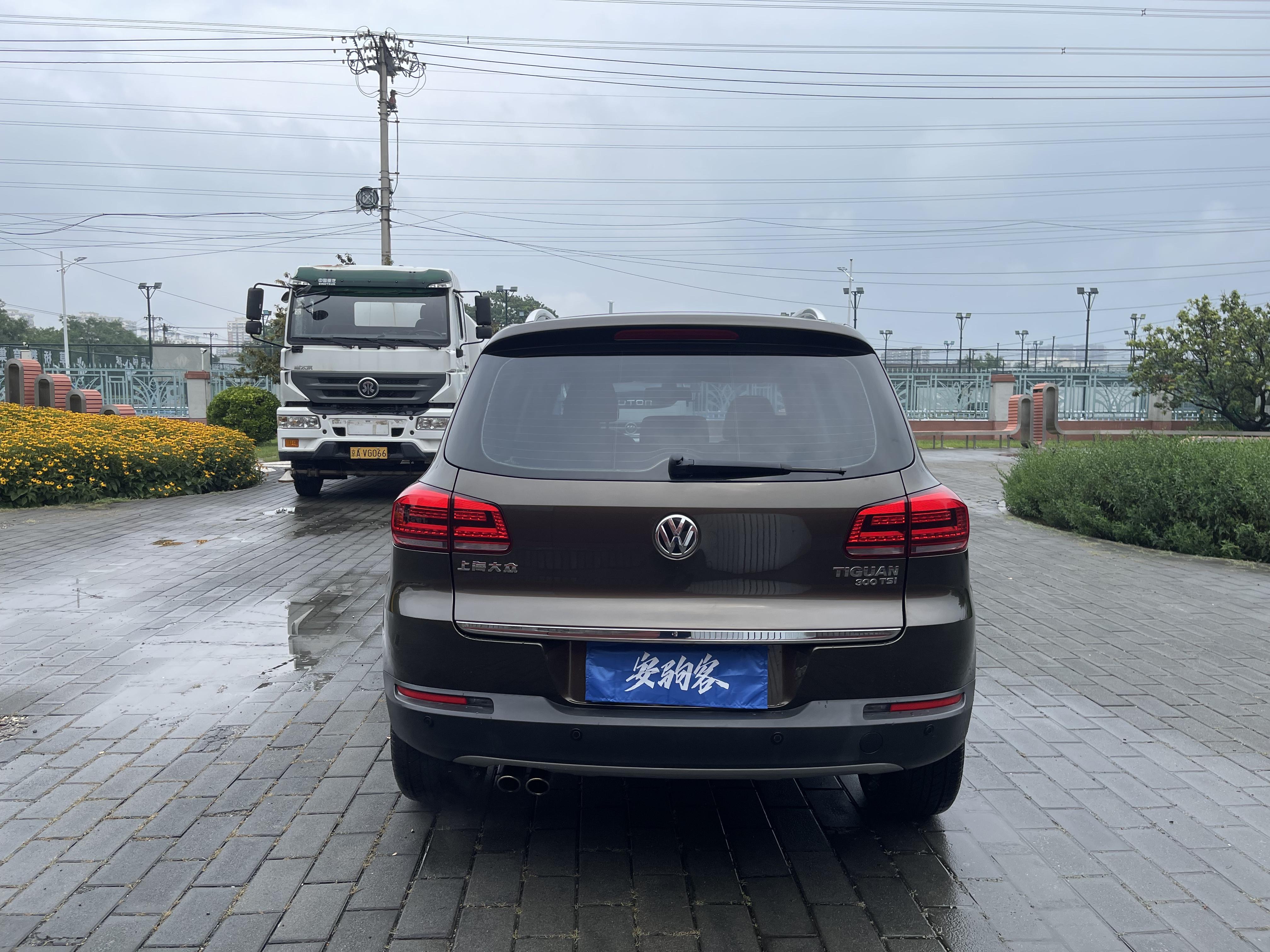 Volkswagen Tiguan 2016 thumb 4