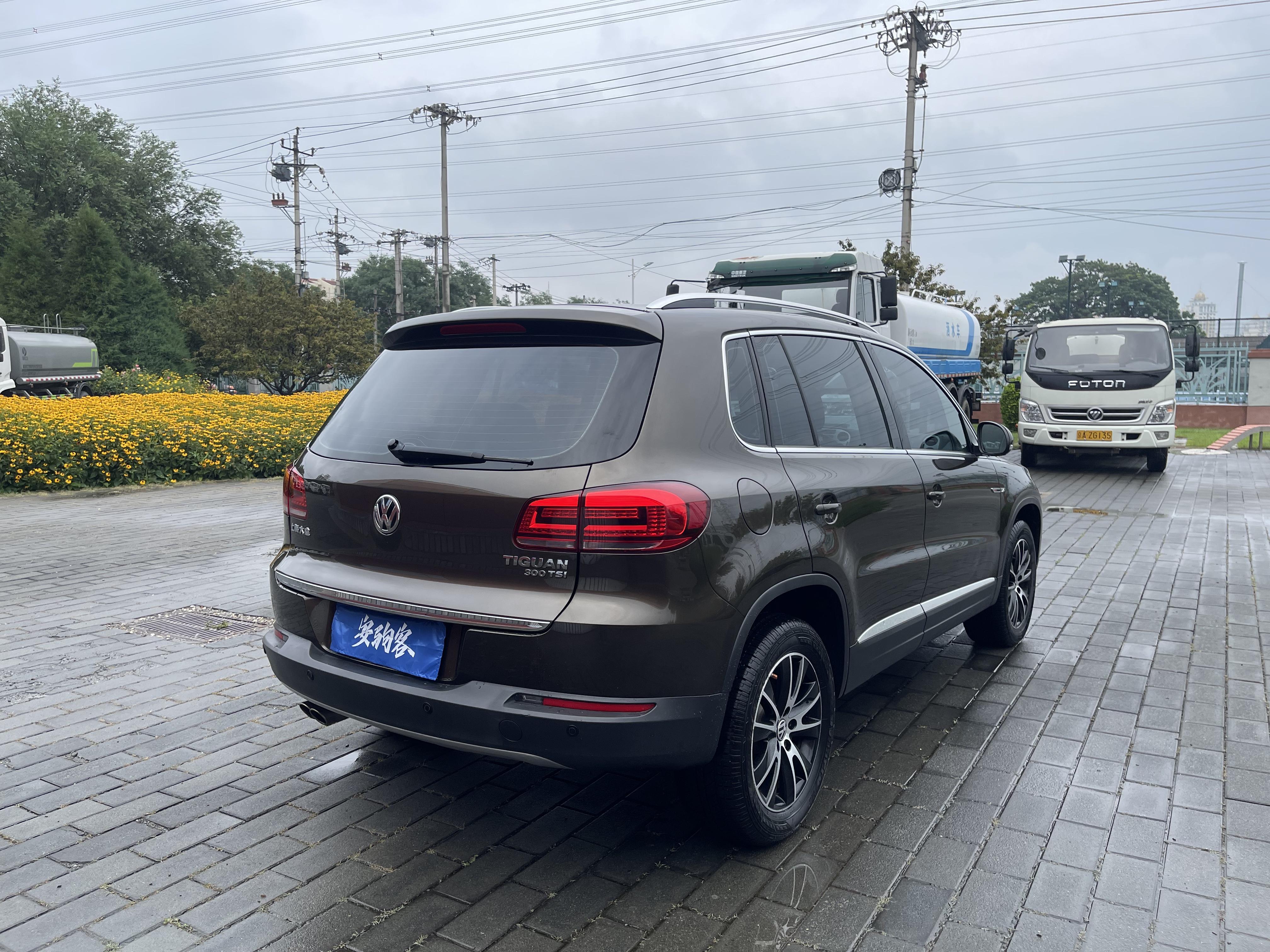 Volkswagen Tiguan 2016 thumb 5